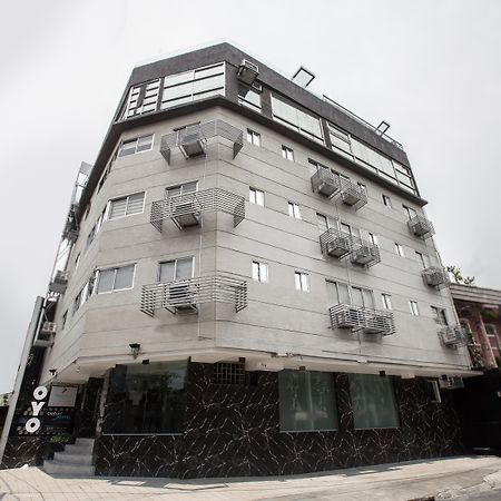 Circuit Hostel San Pedro Makati Eksteriør billede