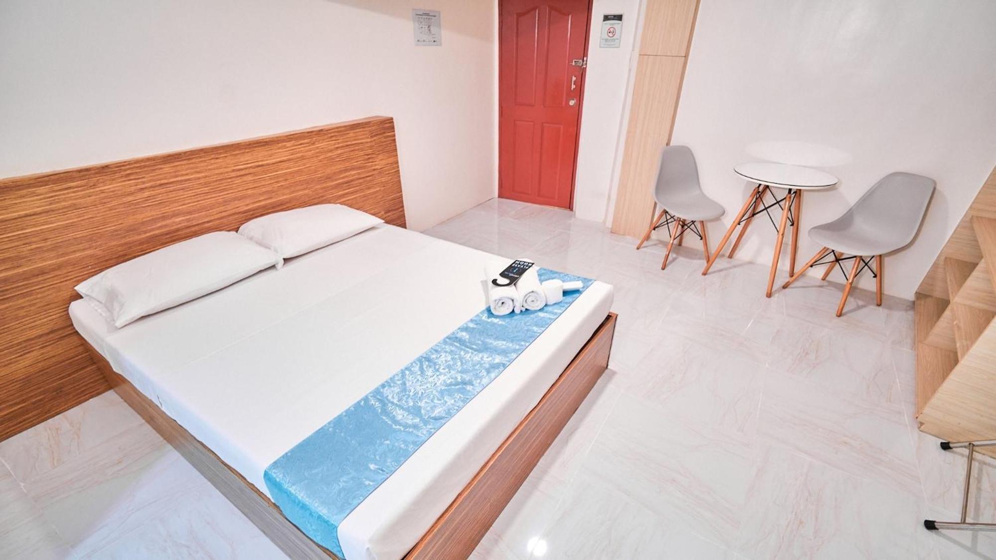 Circuit Hostel San Pedro Makati Eksteriør billede
