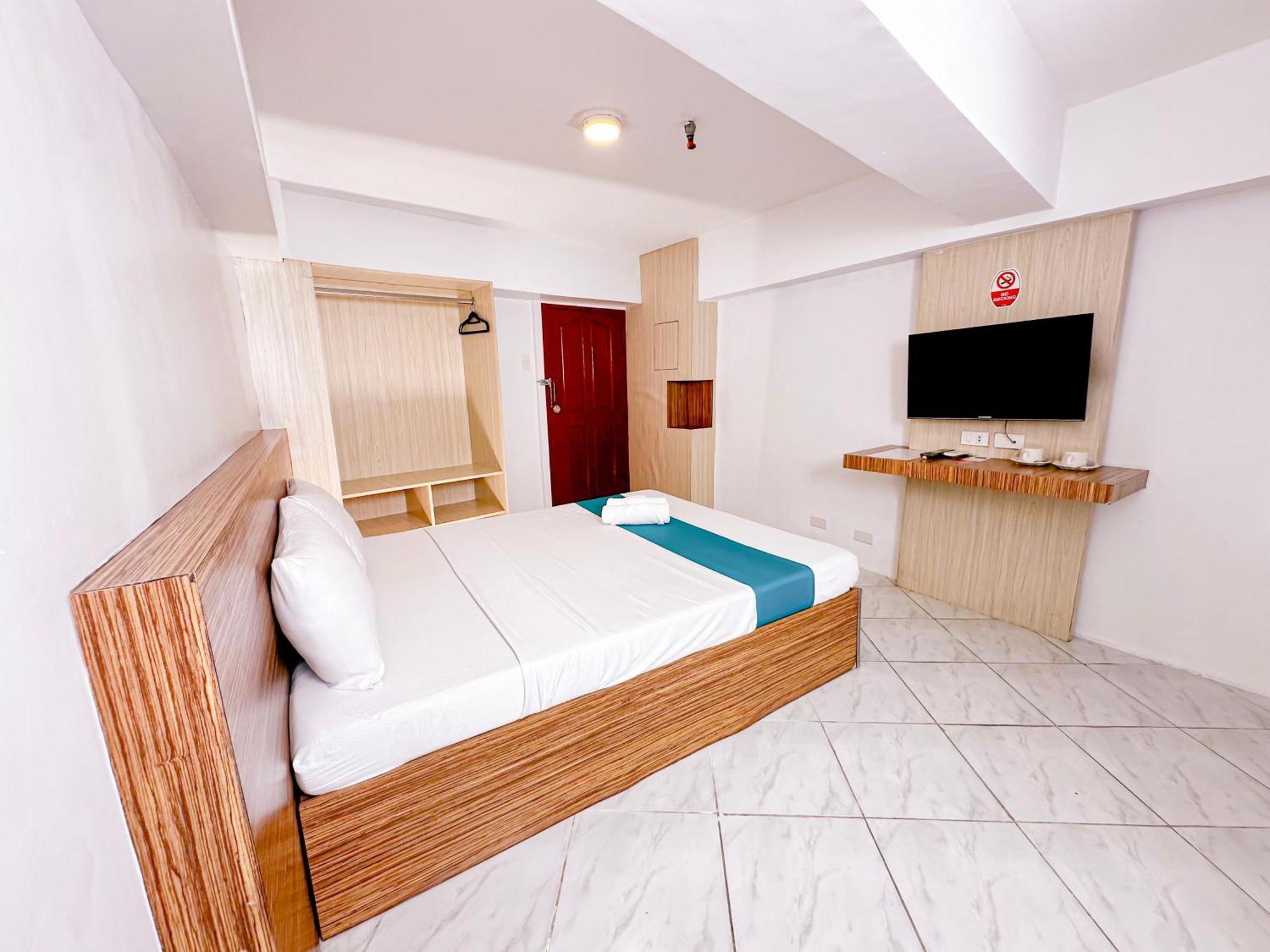 Circuit Hostel San Pedro Makati Eksteriør billede